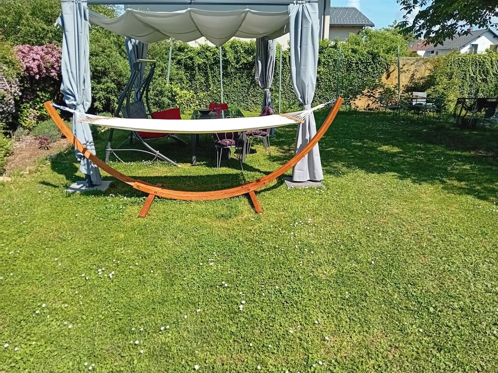 Camping Under The Walnut In Your Own Tent On A Shared Lot And Shared Bathroom Ljubljana Kültér fotó